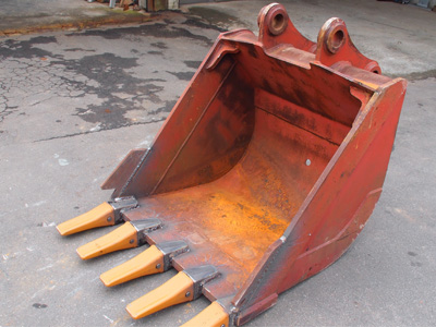 金吉鋐實業有限公司-挖斗